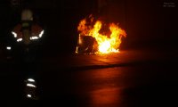 Natten til lørdag udbrød der brand i en papcontainer i Ladegårdsparken. Foto: Freelancefotografen.dk