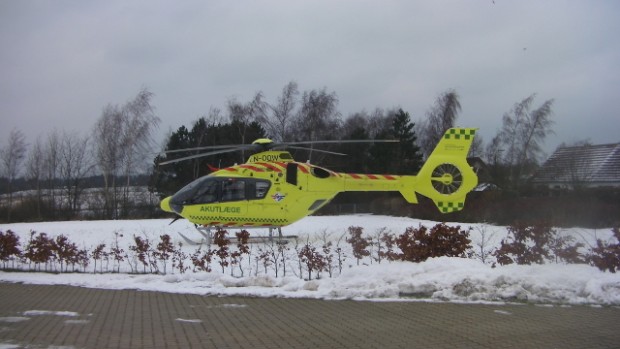 Lørdag landede en lægehelikopter på Orø. Foto: Jesper von Staffeldt.