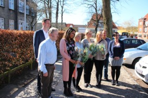 De fire heltinder fik tak og blomster af borgmester Søren Kjærsgaard. Foto: Jesper von Staffeldt.