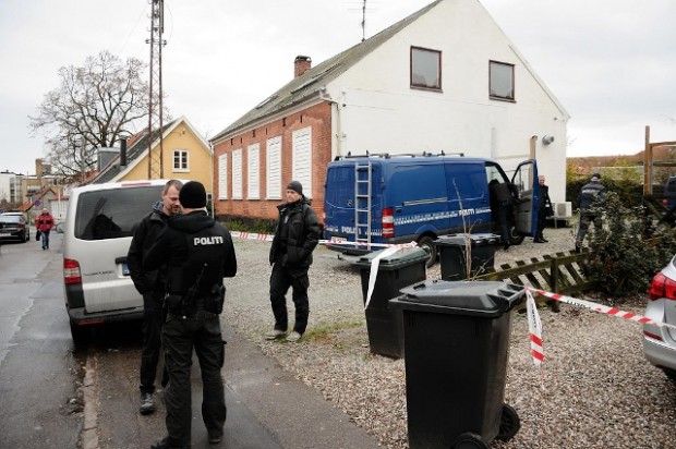 Politiet ransagede onsdag formiddag Bandidos' klubhus i Holbæk. Foto: Alex Christensen.