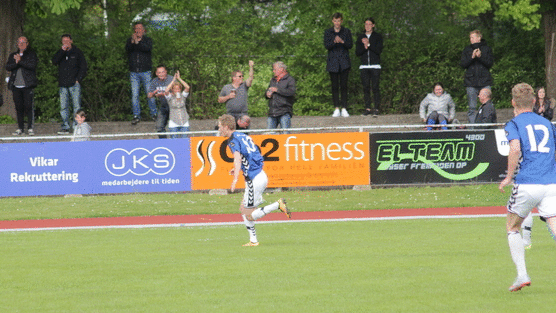 Christoffer Thranes sejrshop efter hans udligning til 2-2. Foto/.gif: Rolf Larsen.