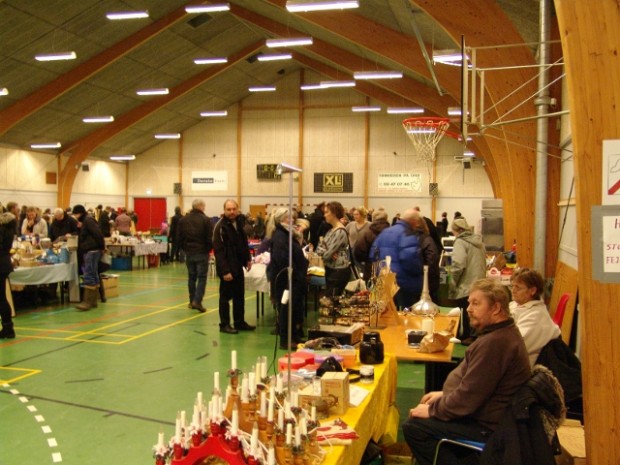 Lørdag er der kræmmermarked i Orøhallen. Billedet her er fra et lignende arrangment i marts måned sidste år. Arkivfoto: Jesper von Staffeldt.