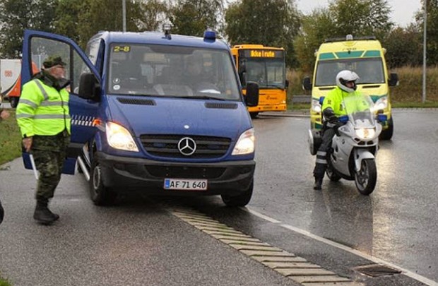 Politiet har igen lukket en del af Holbækmotorvejen. Foto: Michael Johannessen.