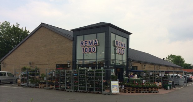 Alle Rema 1000 butikker holder lukket i dag - også butikken her, der ligger på Roskildevej i Holbæk. Foto: Rolf Larsen.