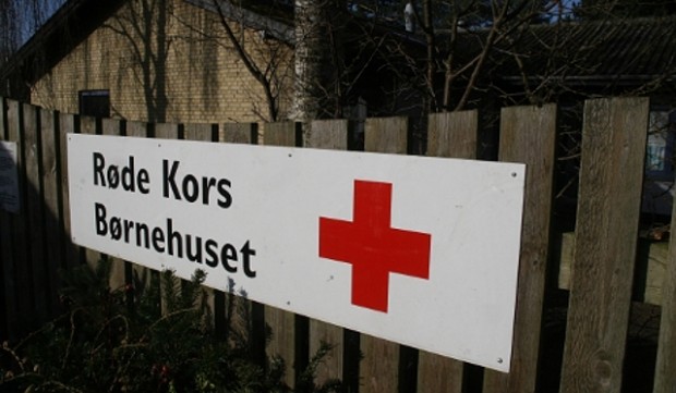Røde Kors Børnehuset havde succes med bolleaften. Foto: Rolf Larsen.