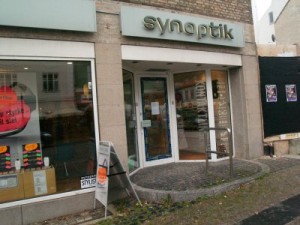 Tyve brød i morges ind i Synoptik. Foto: Holbaekonline.dk
